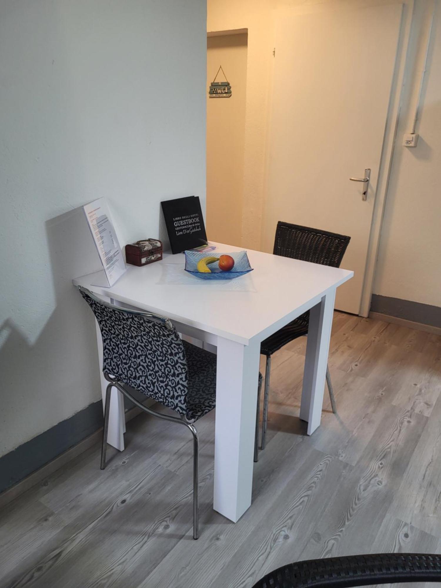 Ahornwohnung, Ruhige Lage, Naehe Bahnhof Und Zentrum Buchs  Ngoại thất bức ảnh